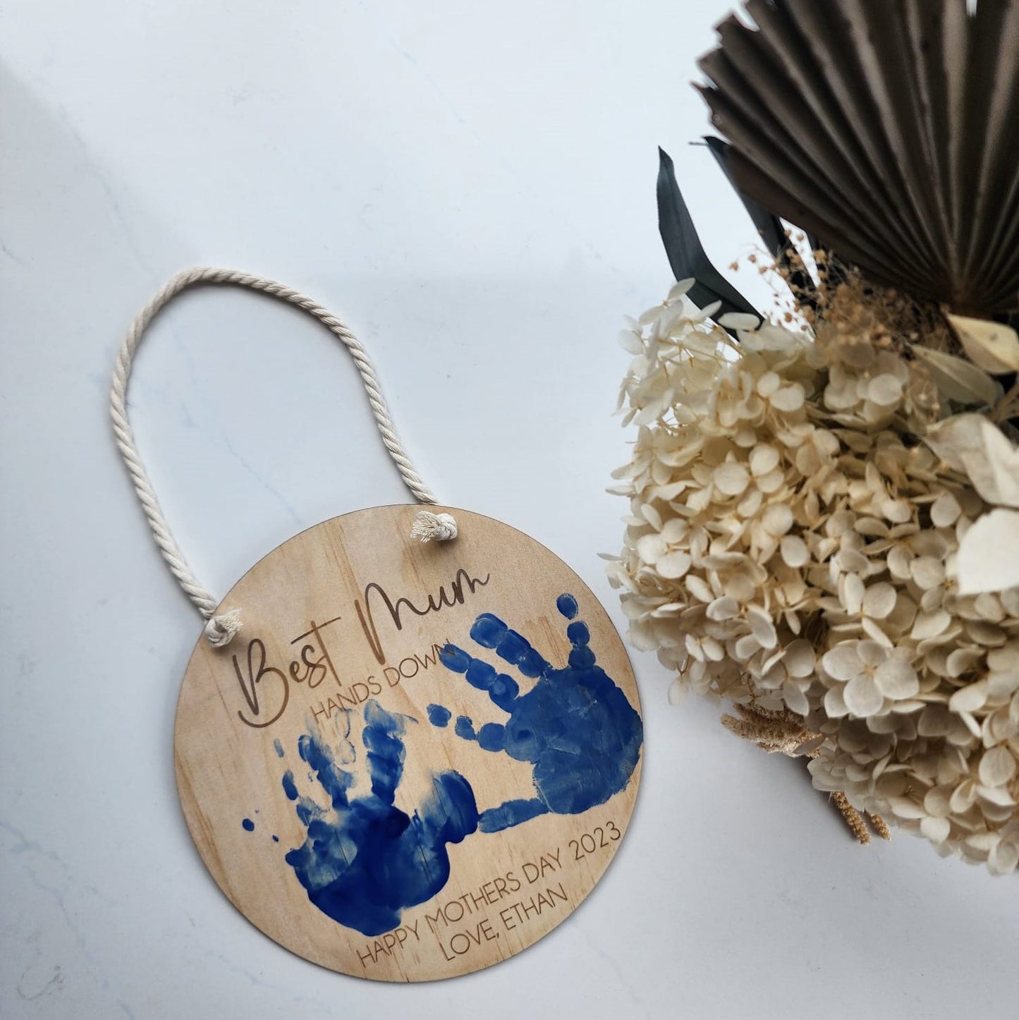 'Best Mum' hands down plaque