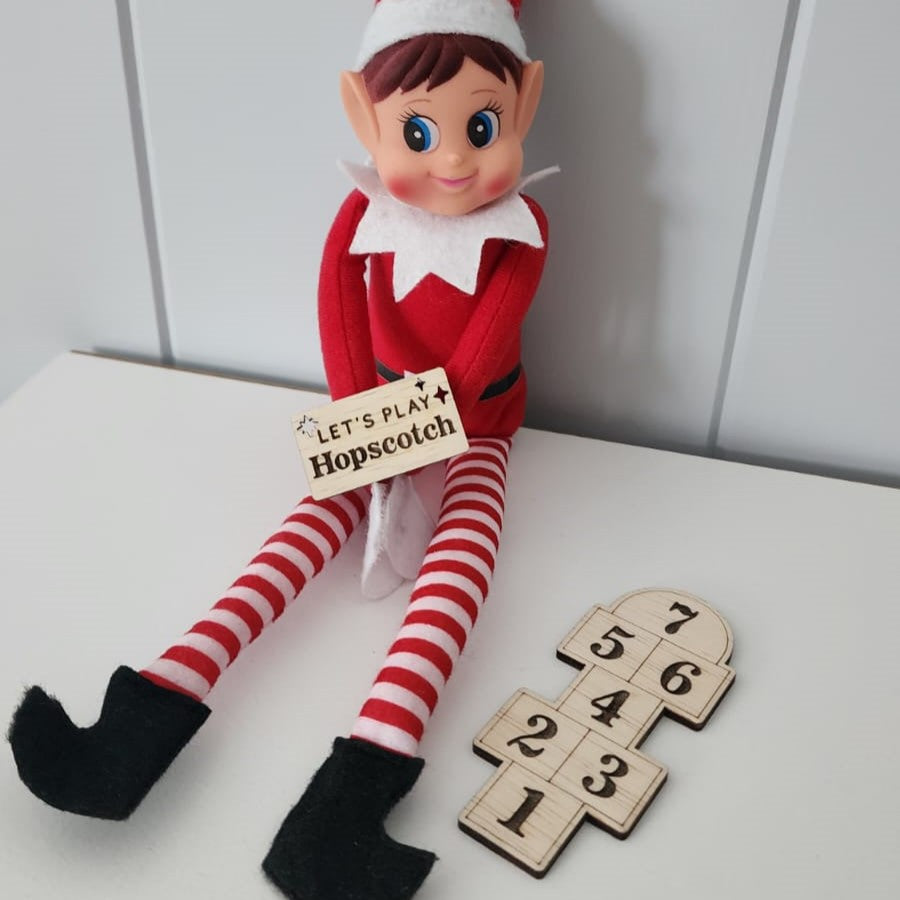 Elf on the shelf prop pack (9 Props)